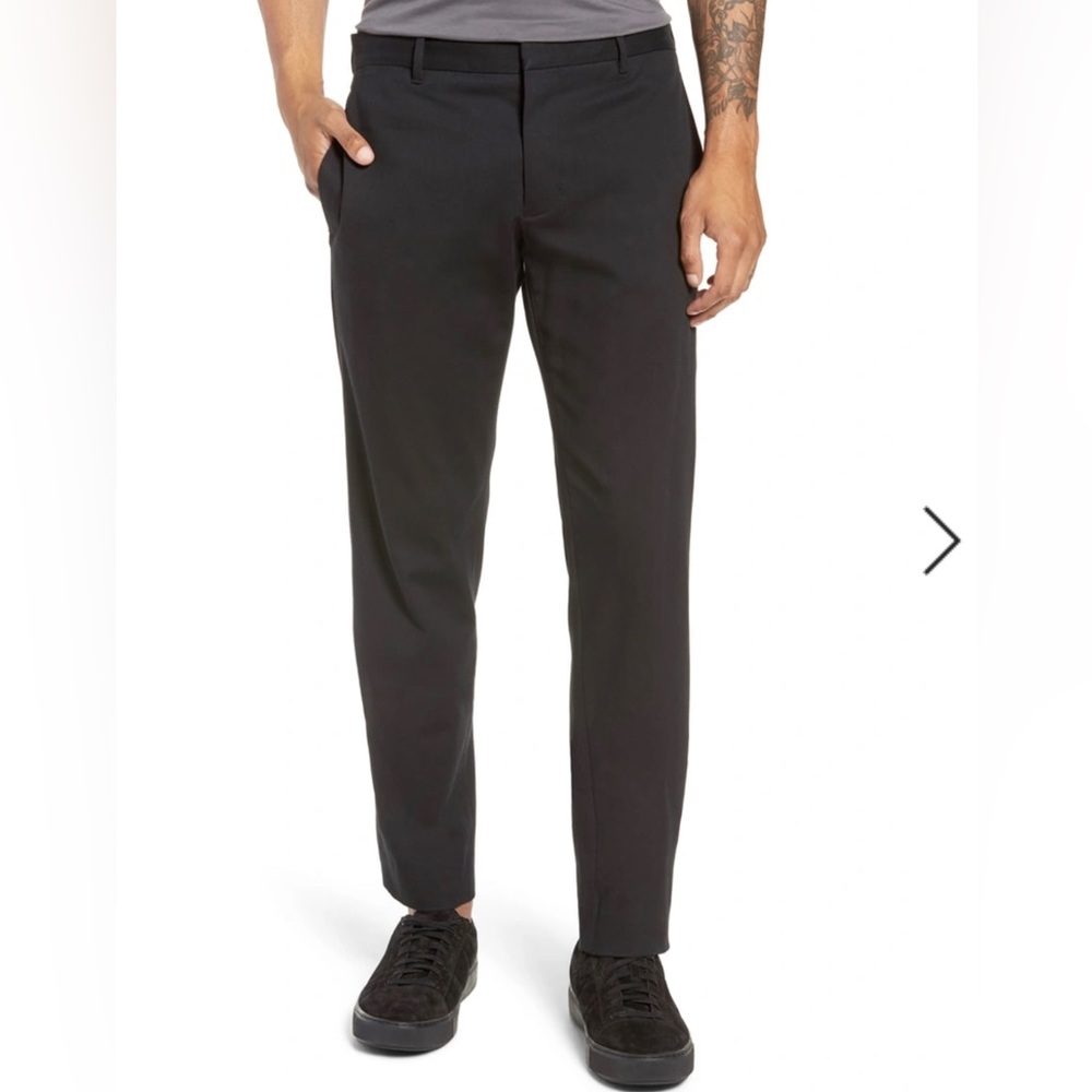 Vince slim fit chinos (nwt)